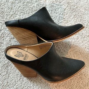 Beast Fashion slip on booties